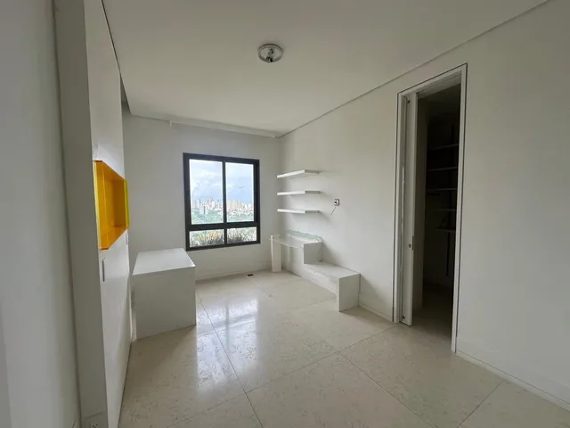 Imagem 11: Apartamento para Venda em Salvador, Ondina, 4 dormitórios, 4 suítes, 6 banheiros, 4