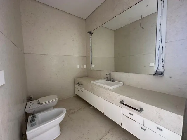 Imagem 5: Apartamento para Venda em Salvador, Ondina, 4 dormitórios, 4 suítes, 6 banheiros, 4