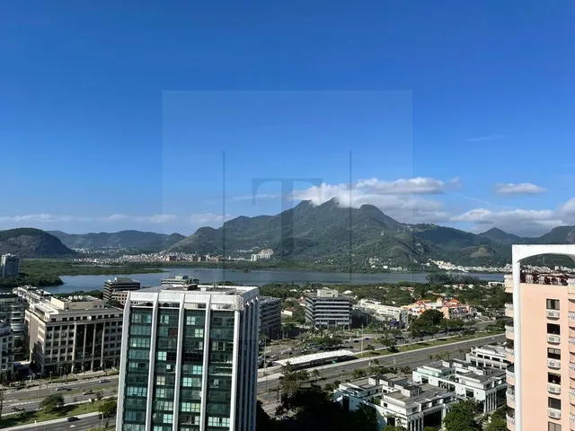 Imagem 7: Cobertura Duplex com Piscina e Maravilhosa Vista em Condomínio Clube na Barra da Tijuca