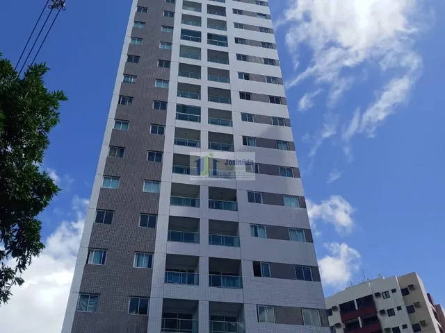 Imagem: O apartamento possui 5 Dormitórios, 1 Suíte, 1 Banheiro,