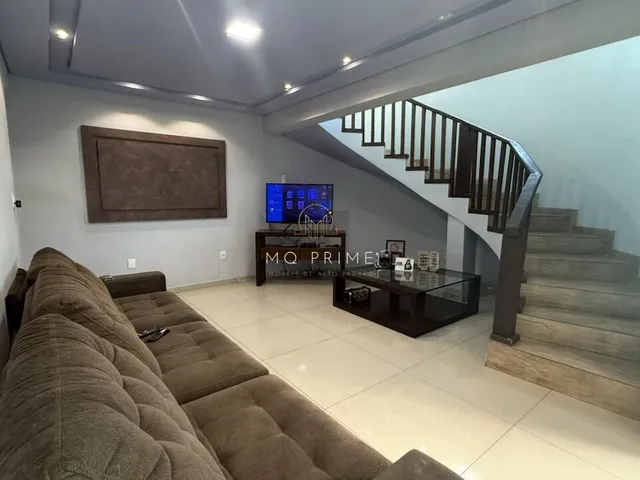 Imagem 4: Casa no Bairro Europa - 4 Quartos, Suíte com Closet, 3 Pavimentos