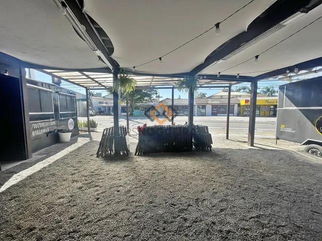 Imagem 9: Foodtrucks para Locação na Avenida principal da Cachoeira do Bom Jesus em