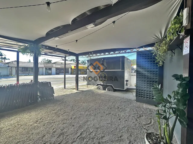Imagem 6: Foodtrucks para Locação na Avenida principal da Cachoeira do Bom Jesus em