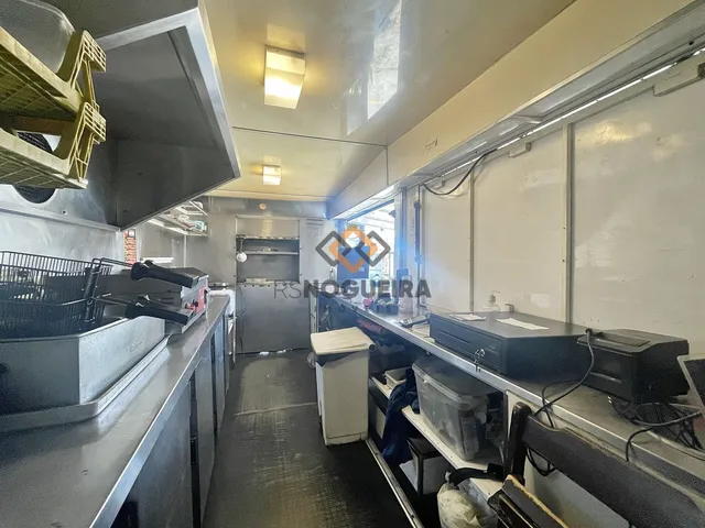 Imagem 4: Foodtrucks para Locação na Avenida principal da Cachoeira do Bom Jesus em