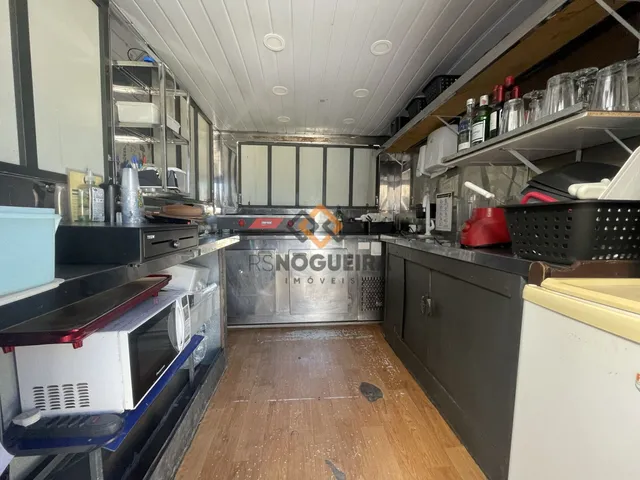Imagem 12: Foodtrucks para Locação na Avenida principal da Cachoeira do Bom Jesus em