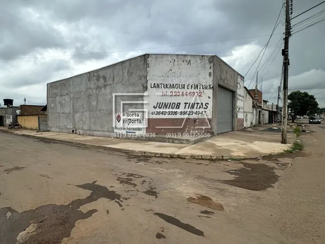 Imagem 1: Galpão Comercial para Locação: Espaço Amplo e Versátil para o Seu Negócio