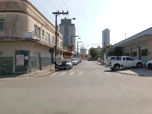 Imagem 9: Área Comercia e Mansão Histórica em Itajaí
