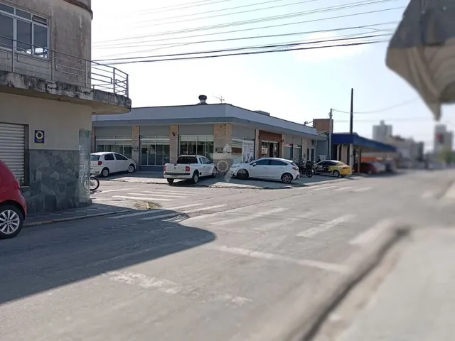 Imagem 7: Área Comercia e Mansão Histórica em Itajaí