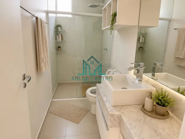 Imagem 5: Casa à Venda com 5 Suítes, 451m², Varanda Gourmet, Área Gourmet com hidromassagem, em