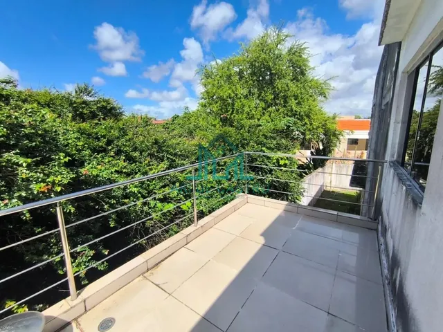 Imagem 4: Casa com 4 Quartos e Piscina com Área Gourmet com 280m² no Jardim do Horto - Maceió