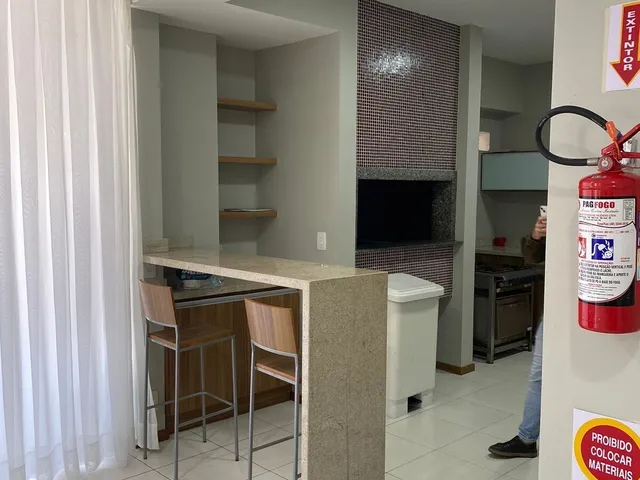 Imagem 4: Apartamento 02 Dormitórios na Carvoeira, Florianópolis/Sc