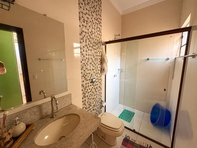 Imagem 10: Casa Alto Padrão em Jardim Tropical