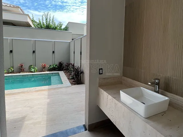 Imagem 16: Casa Alto Padrão com Piscina