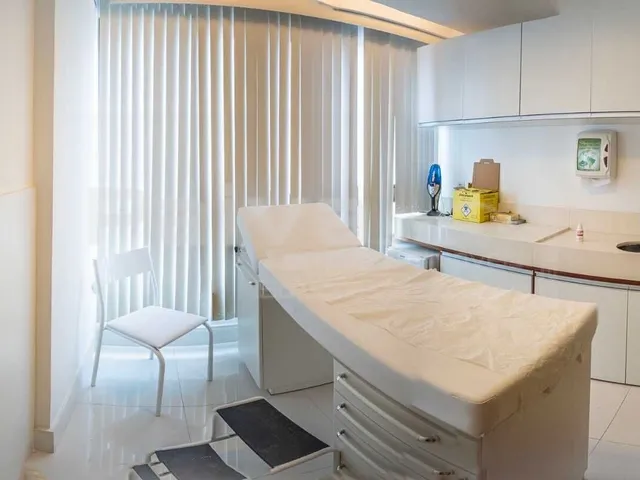 Imagem 3: Sala Comercial Totalmente Equipada (Consultório Médico