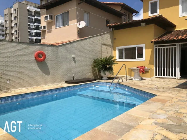 Imagem: A casa em condomínio possui 7 Dormitórios, 3 Suítes, 4