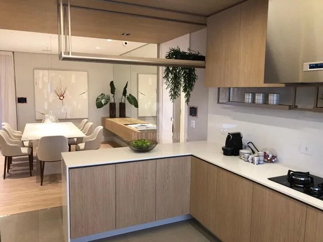 Imagem 7: Apartamento Alto Padrão no Juvevê 3 Suítes, 2 Vagas, Lavabo, Piscina, Salão de Festas e Playground- Curitiba/Pr