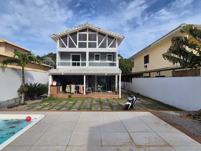 Imagem: Condomínio Reserva do Sahy - Casa Triplex