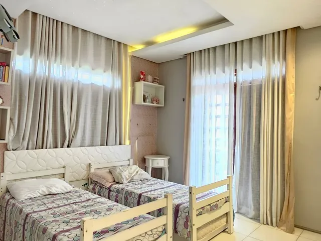 Imagem 4: Casa Alto Padrão À Venda com 7 Quartos - Bairro São José - Crato/Ce