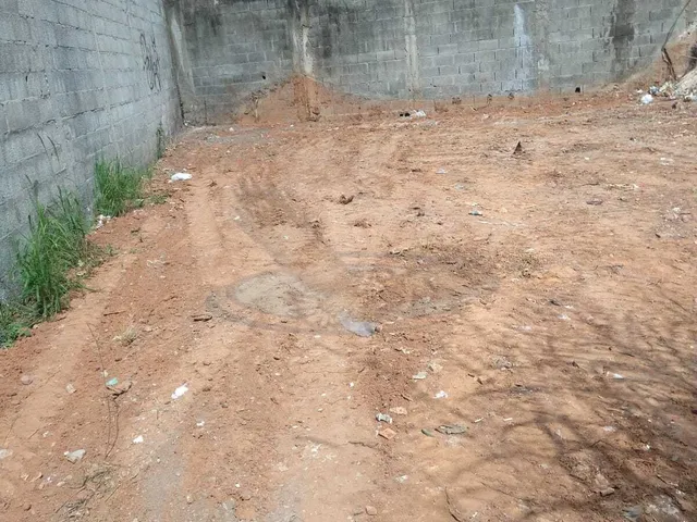 Imagem: Terreno À Venda no Bairro Parque da Colina