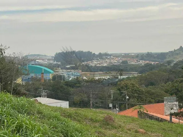 Imagem: Terreno À Venda no Bairro Centro - Louveira/Sp