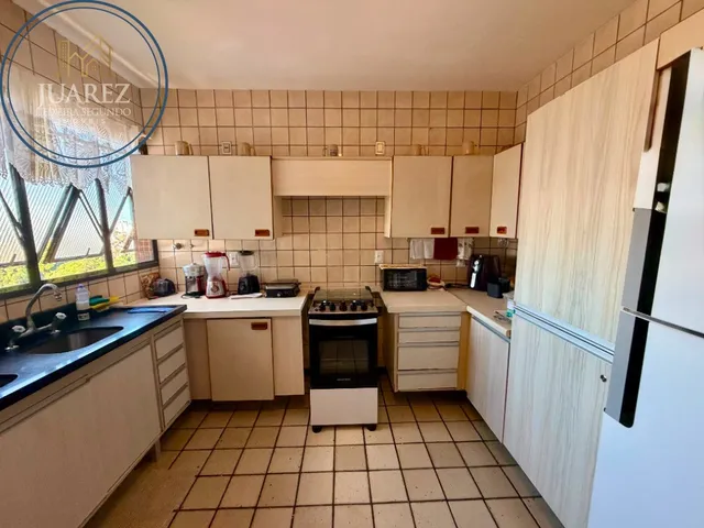Imagem 10: APARTAMENTO DE 275 M², 4/4 COM 3 SUÍTES, GABINETE, 1 POR ANDAR E INFRAESTRUTURA