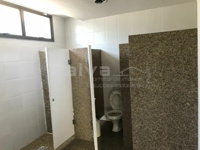 Imagem 10: Prédio Comercial 500M² com 20 Vagas para Estacionamento e Vista para a Baía de Guanabara