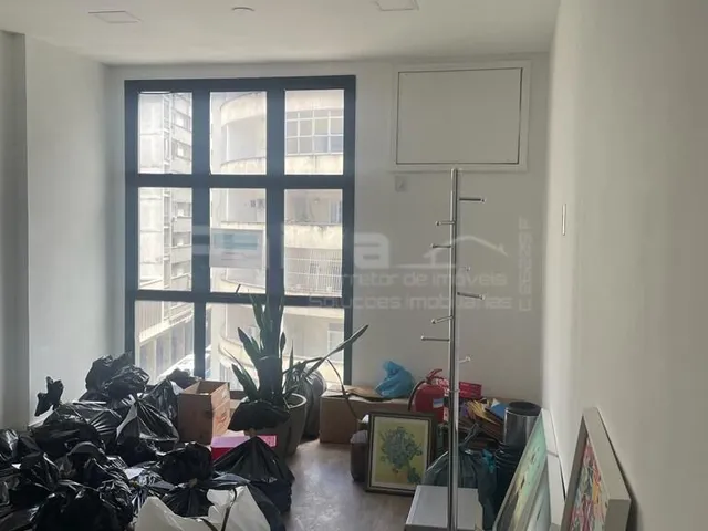Imagem 3: Ótima Sala com 40M², no Ed. Niterói Working Center. Vazia