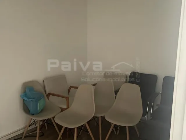 Imagem 8: Ótima Sala com 40M², no Ed. Niterói Working Center. Vazia