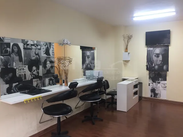 Imagem 6: Salão 40M², Prédio Sem Elevador, Frente para Rua, Alta Visibilidade