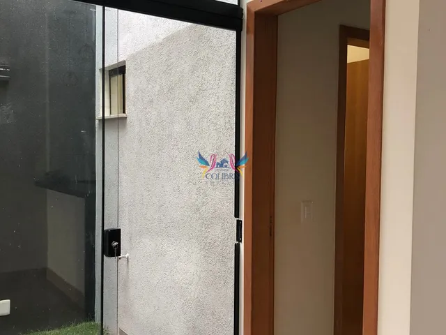 Imagem 11: Casa Padrão com 3 Quartos com Piscina