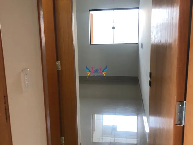 Imagem 2: Casa Padrão com 3 Quartos com Piscina