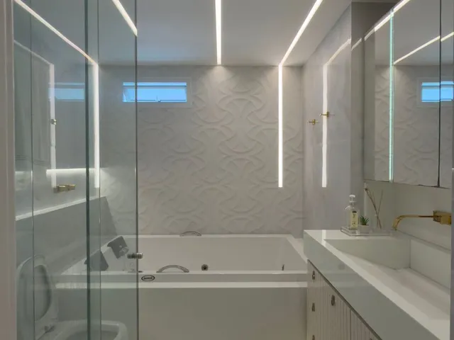 Imagem 3: Luxuoso Apartamento Frente Mar de 245M², 4 Suítes, 3 Vagas - Modalidade Porteira Fechada