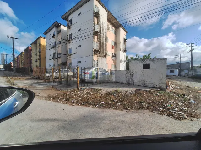 Imagem: O apartamento possui 2 Dormitórios, 1 Banheiro, 1 Vaga na