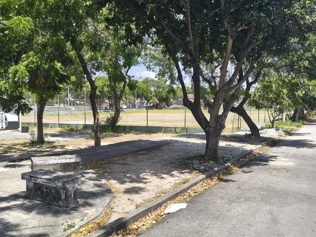 Imagem 2: Terreno próximo Av Oliveira Paiva