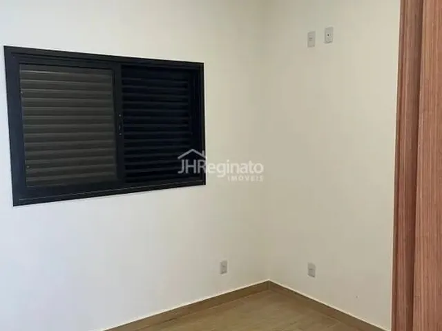 Imagem 4: Casa Assobrada À Venda no Condomínio Horto Florestal 3 - Sorocaba