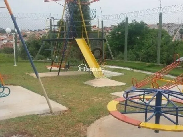 Imagem 2: Casa Assobrada À Venda no Condomínio Horto Florestal 3 - Sorocaba