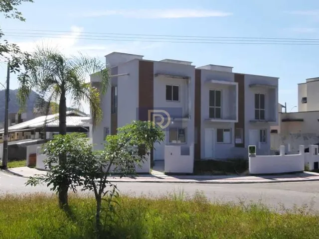 Imagem 2: Sobrado em Palhoça