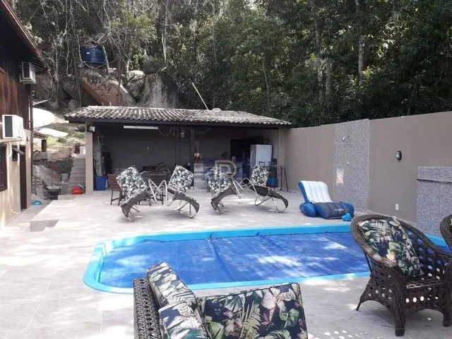 Imagem: Casa em Sambaqui