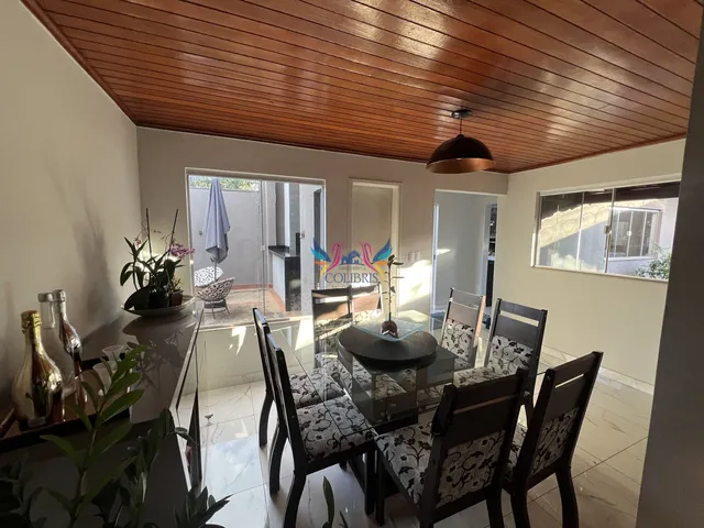 Imagem 2: Linda Casa no Flamboyant