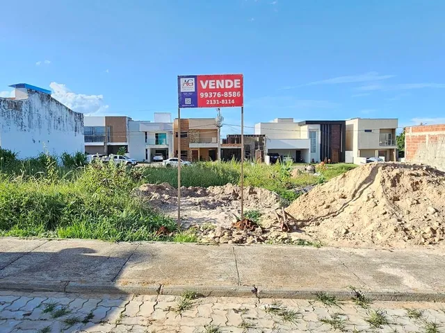 Imagem: Terreno À Venda em Condomínio - Bairro