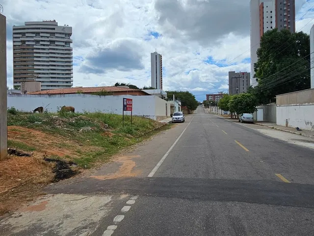 Imagem: Terreno Amplo com 720M² de Área Total