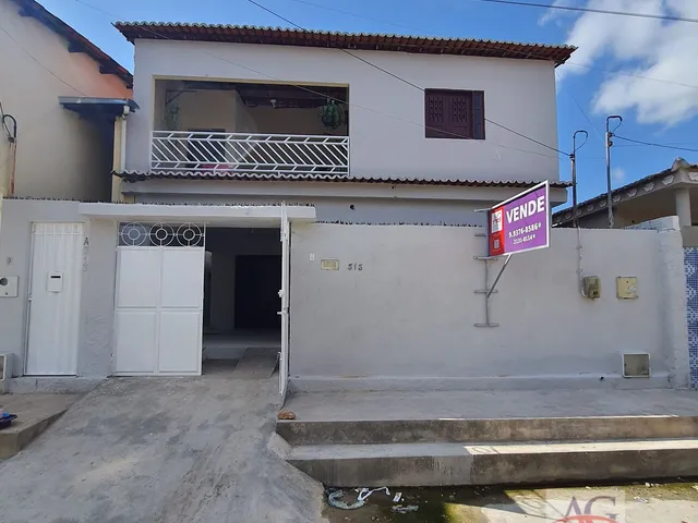 Imagem: 2 Casas Sobrepostas com Entradas Independentes