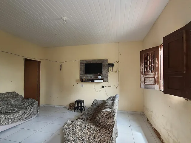 Imagem 9: 2 Casas Sobrepostas com Entradas Independentes À Venda no Bairro Sossego, Crato-Ce