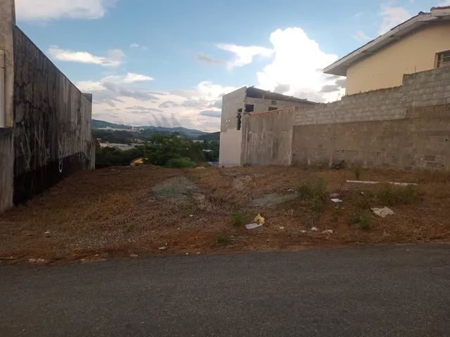 Imagem: Terreno À Venda no Bairro Jardim Virgínia