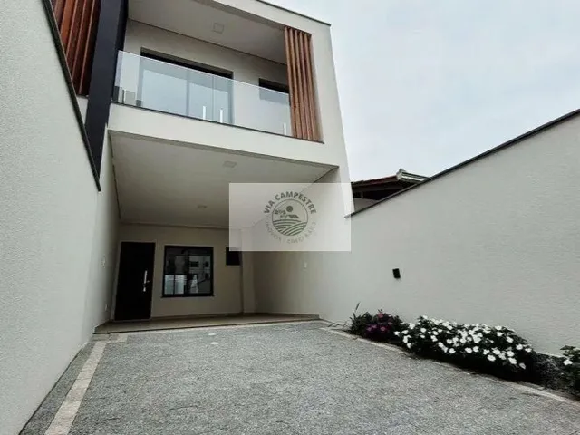 Imagem 1: Sobrado Alto Padrão no Saguaçu