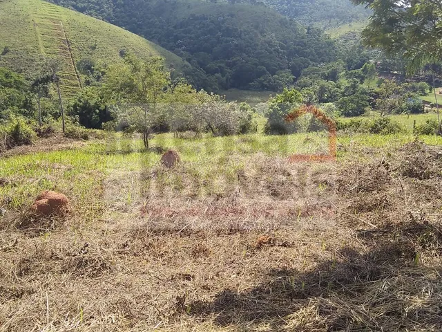 Imagem: Terreno À Venda no Bairro Centro - Jambeiro/Sp