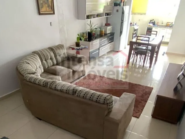 Imagem: Sobrado À Venda no Bairro Morada dos Nobres