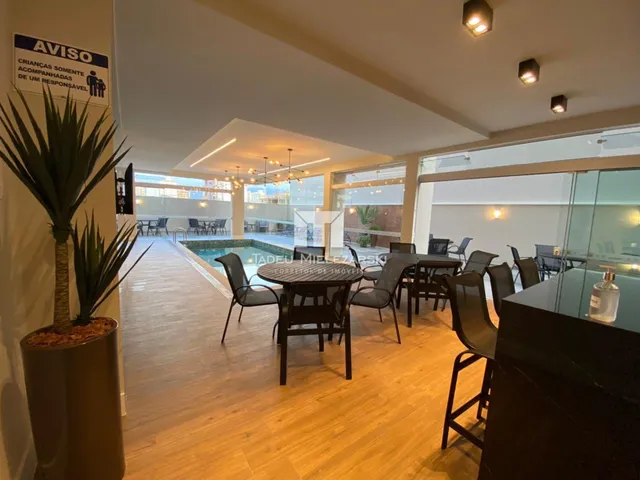 Imagem 10: Apartamento Alto Padrão Meia Praia