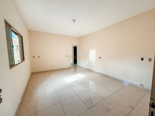 Imagem: Casa à venda no bairro Paineiras - Araguari/MG