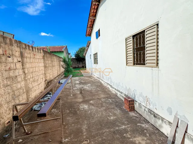 Imagem 3: Casa à venda no bairro Paineiras - Araguari/MG